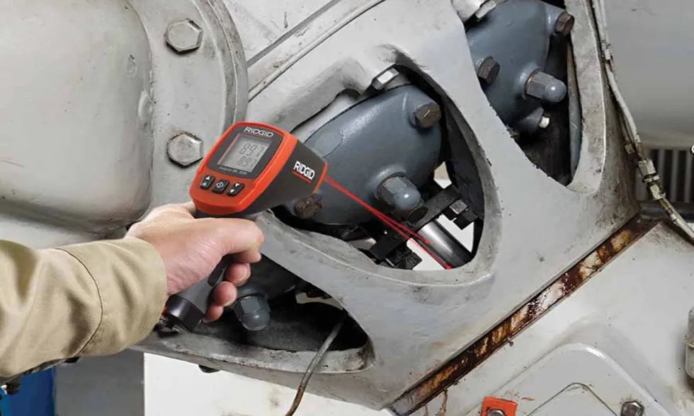 Termómetro LaserRidgid IR-200