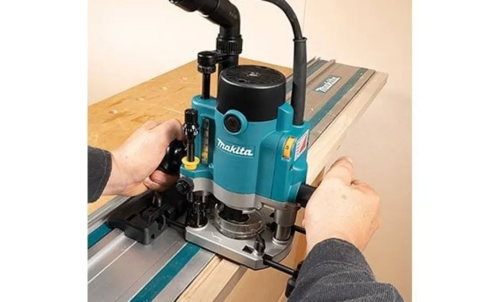 Tupia de superfície 8 mm Makita RP1111C