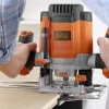 Tupia de Superfície 1200W Black & Decker KW1200E-QS